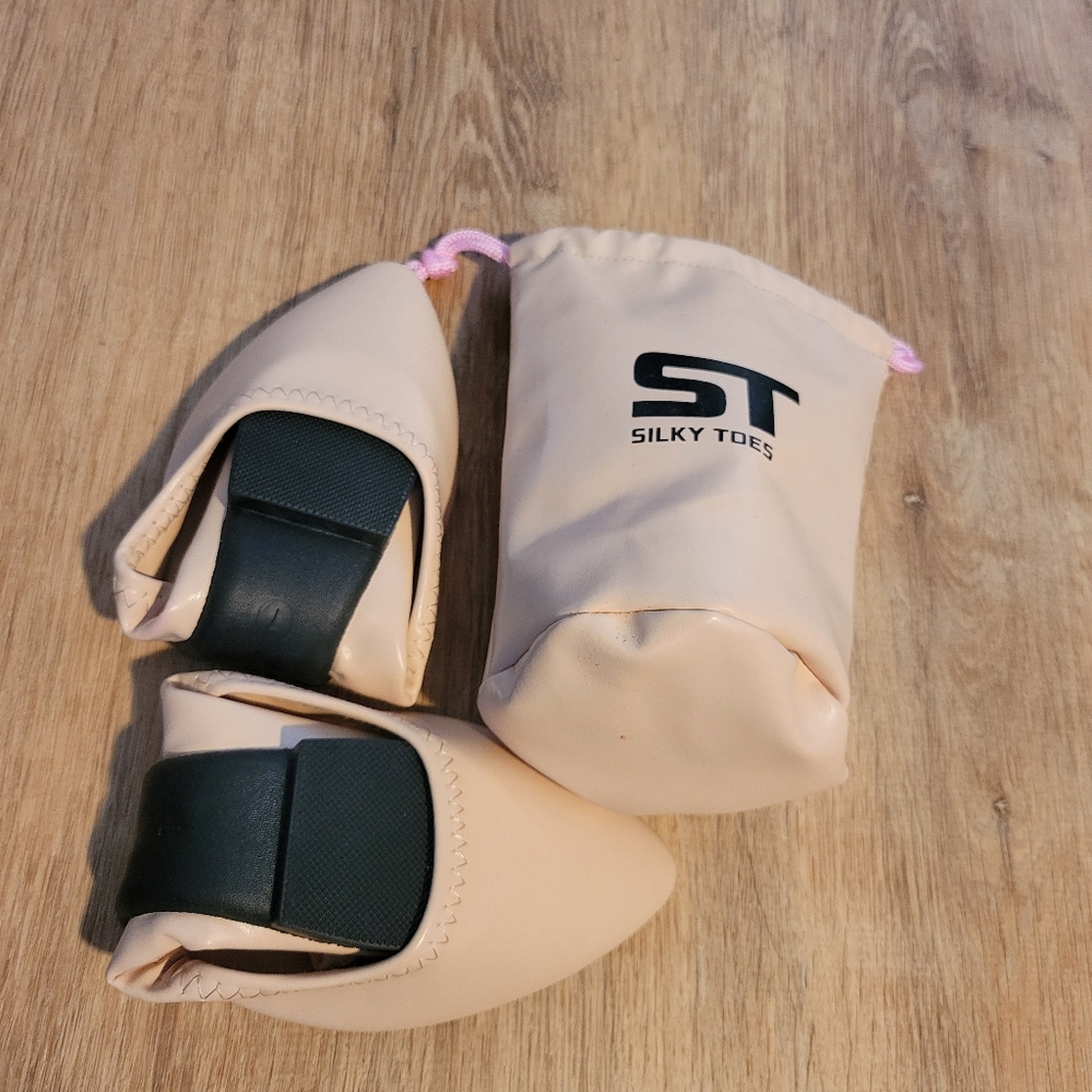 Silky Toes Foldable Ballet Flats with Pouch